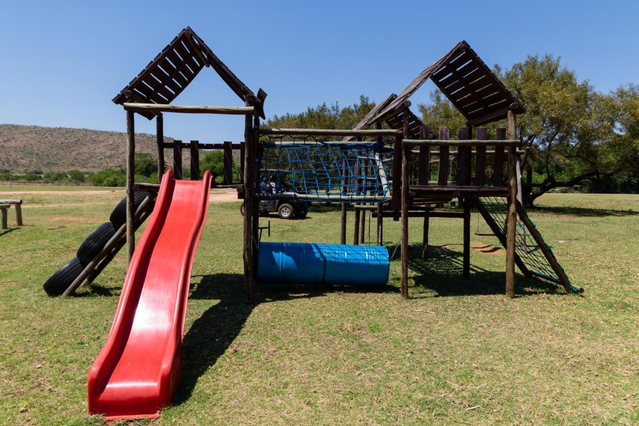 Eagle Waters Wildlife Resort Hartbeespoort Exterior photo