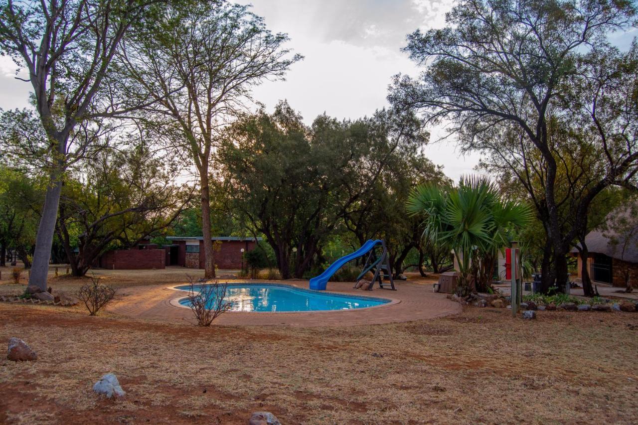 Eagle Waters Wildlife Resort Hartbeespoort Exterior photo