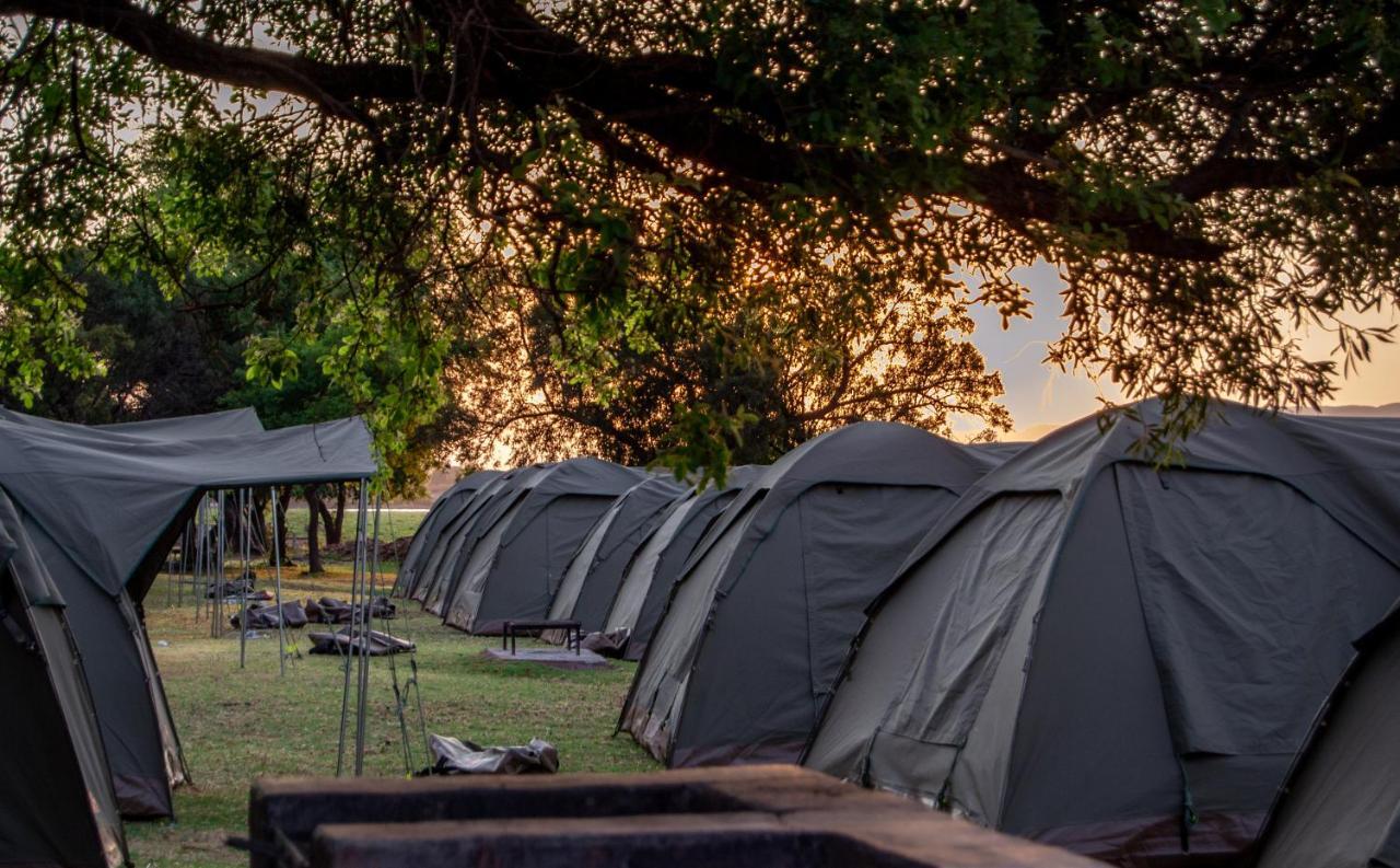 Eagle Waters Wildlife Resort Hartbeespoort Exterior photo